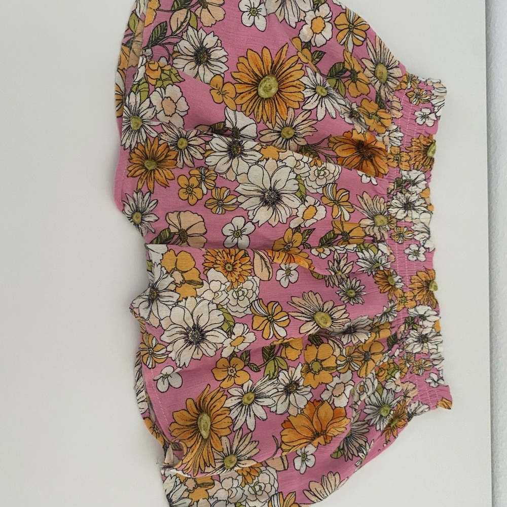 Floral flowy Forever 21 shorts!